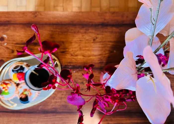 Cozy Modern Retreat - 2 Bedroom Steps From Piata Victoriei Apartmán Bukurešť